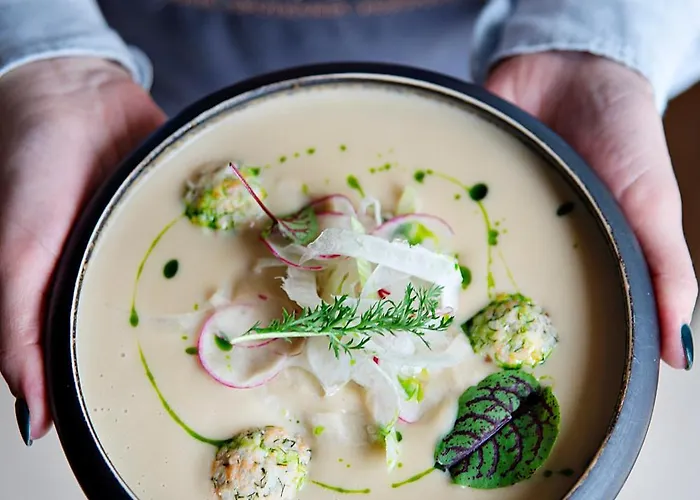 Hotell Dom Zdrojowy 4*